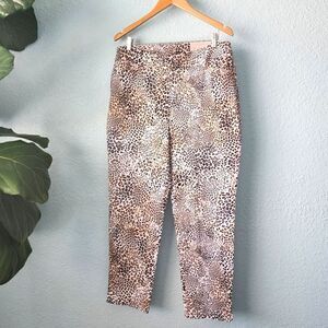 Chico's so slimming Brigitte slim leg leopard print pants